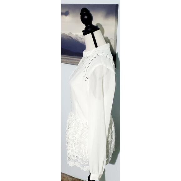 Venus White Blouse Size 8 Lace Whimsy Goth Fairy Sorority Enchanting Unique Boho - Picture 2 of 6